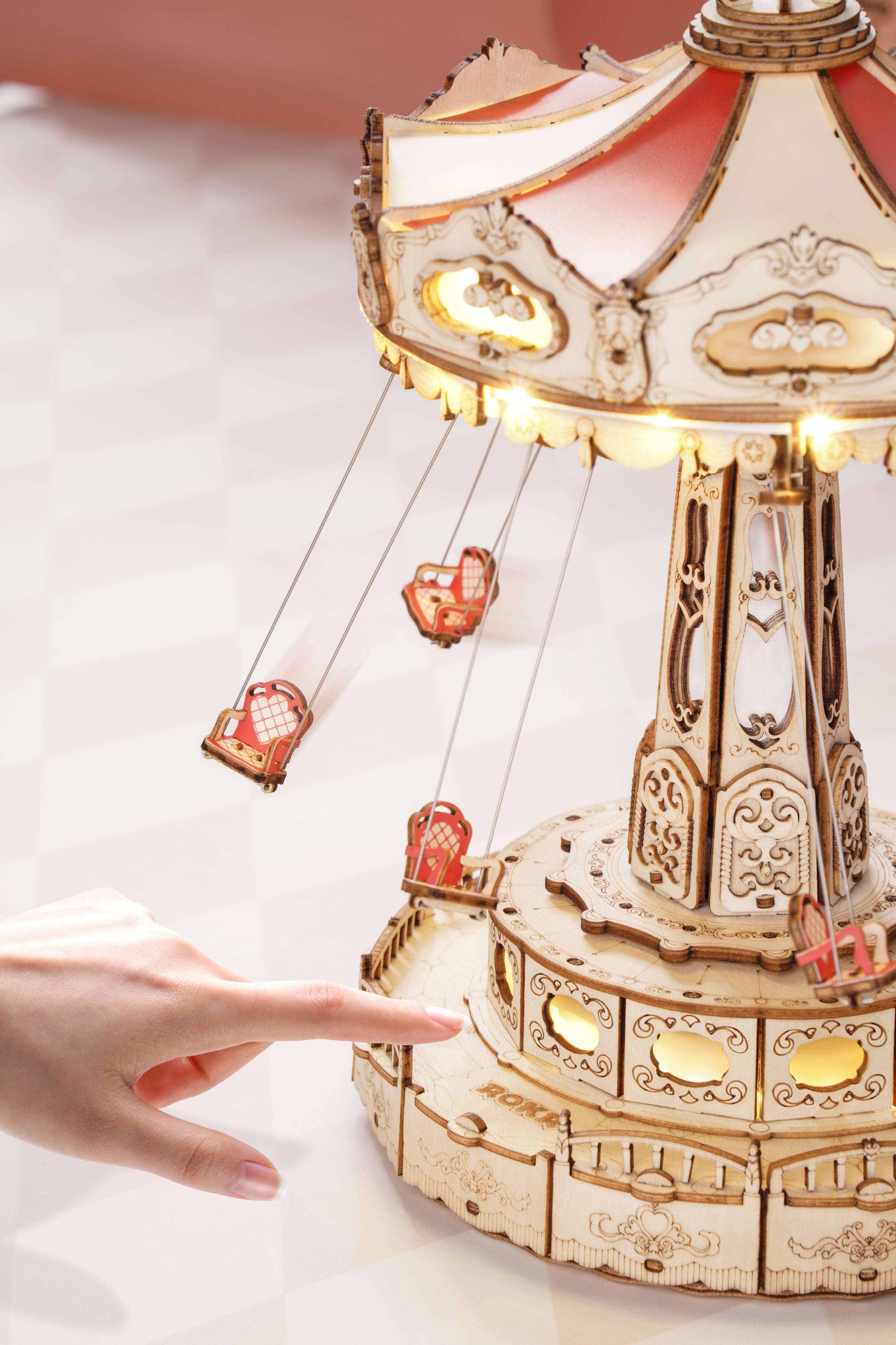 لعبة مدينة الملاهي – الأرجوحة الدوّارة الموسيقية بإضاءة LED