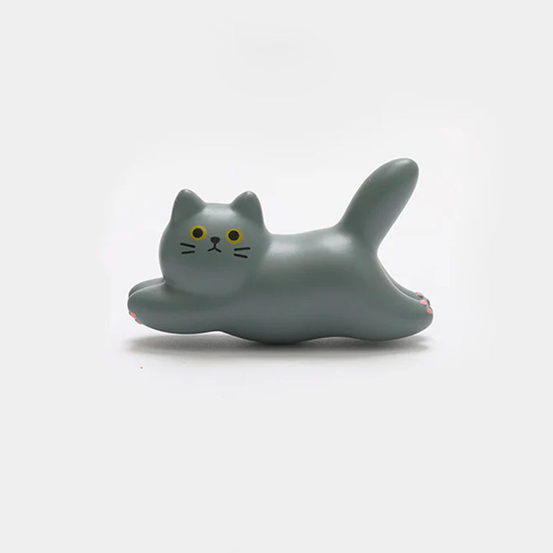 مغناطيس ثلاجة القط الرمادي 🐱🩶